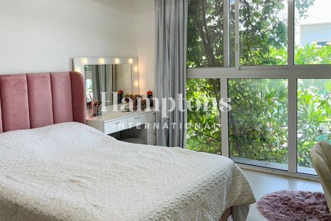 Снять в аренду таунхаус в Мудоне, Дубай: 3 спальни, 179.99956250м², № 125083 - фото 4