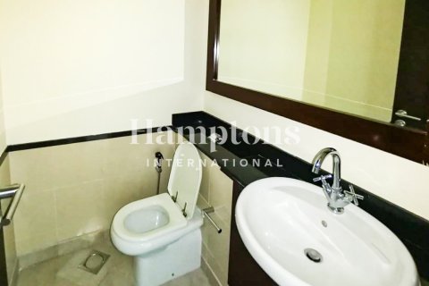 Apartamento en The Views 1, The Views, Dubai, 2 dormitorios, 131.45774500 m², № 125079 - foto 2