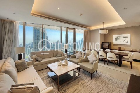 Appartement à The Address Residence Fountain Views, Downtown Dubai (Downtown Burj Dubai), Dubai, 4 chambres, 236 m², № 60028 - photo 3