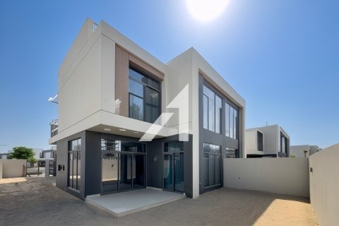 Villa in Dubai 3 bedrooms, 294.7 sq.m. № 60033 - photo 1
