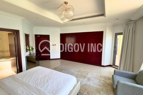 Снять в аренду виллу в Garden Homes, Пальма Джумейра, Дубай: 5 спален, 622м², № 60029 - фото 11