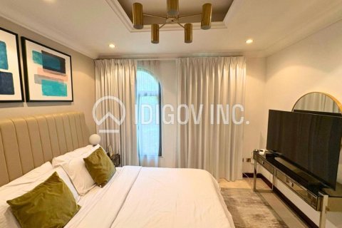 Снять в аренду виллу в Garden Homes, Пальма Джумейра, Дубай: 5 спален, 622м², № 60029 - фото 13