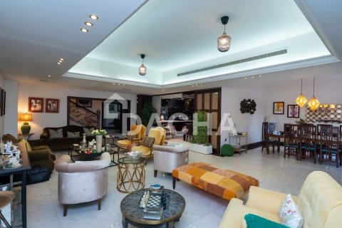 Villa en Green Community Motor City, Motor City, Dubai, 5 dormitorios, 399 m², № 105388 - foto 19
