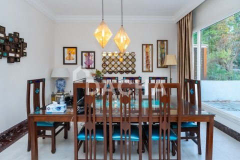 Villa en Green Community Motor City, Motor City, Dubai, 5 dormitorios, 399 m², № 105388 - foto 18
