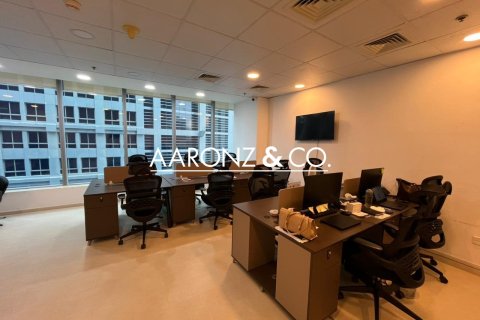 Oficina en Bayswater, Business Bay, Dubai, 70 m², № 103159 - foto 9