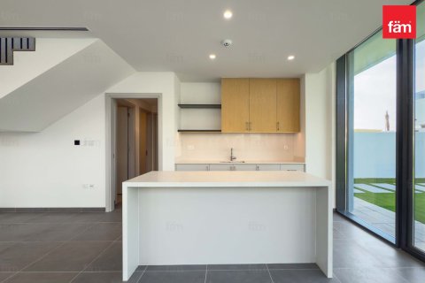 Villa in Dubai 5 bedrooms, 419.9 sq.m. № 72149 - photo 4