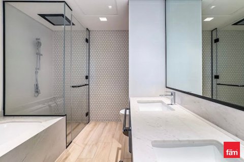 Apartment in Dubai 3 bedrooms, 165.7 sq.m. № 72151 - photo 19