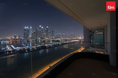 Apartamento en Dubai Harbour, Dubai, 2 dormitorios, 107 m², № 72154 - foto 1