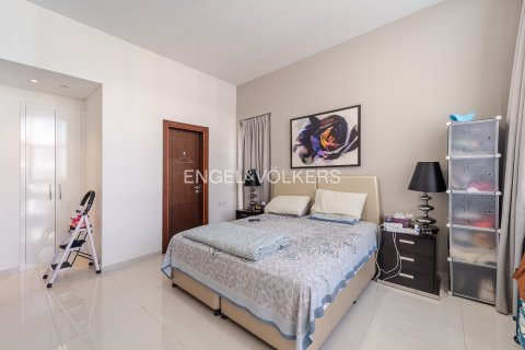 Apartamento en Dubai, 1 dormitorio, 79 m², № 96950 - foto 9