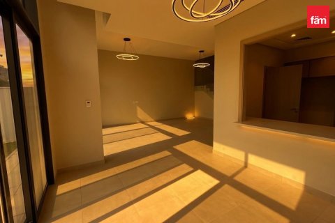 Townhouse in Al Furjan, Dubai 4 bedrooms, 330.4 sq.m. № 139615 - photo 4