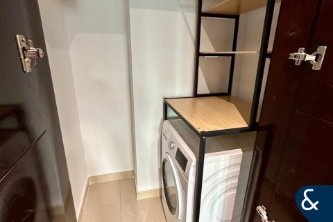 Apartamento en BURJ VIEWS en Downtown Dubai (Downtown Burj Dubai), Dubai, 1 dormitorio, 84 m², № 99071 - foto 9