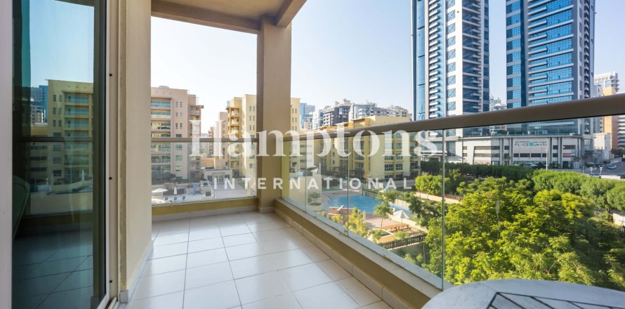 Apartment in Greens, Dubai 2 bedrooms, 105.27 sq.m. № 113961