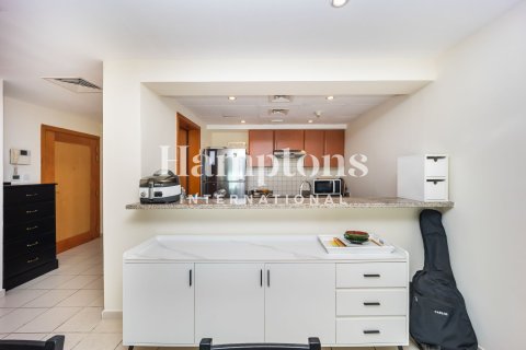 Apartment in Greens, Dubai 2 bedrooms, 105.27024736 sq.m. № 113961 - photo 3