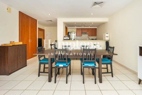 Apartment in Greens, Dubai 2 bedrooms, 105.27024736 sq.m. № 113961 - photo 19