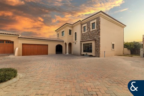 Villa à Jumeirah Golf Estates, Dubai, 4 chambres, 347 m², № 88583 - photo 2