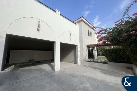 Villa in The Villa, Dubai 5 bedrooms, 595 sq.m. № 88587 - photo 10