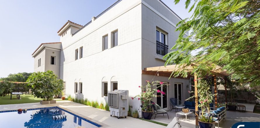 Villa in The Villa, Dubai 5 bedrooms, 595 sq.m. № 88587