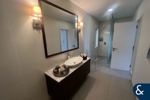 Villa in The Villa, Dubai 5 bedrooms, 595 sq.m. № 88587 - photo 4