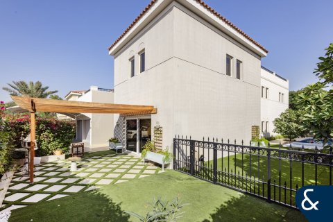 Villa in The Villa, Dubai 5 bedrooms, 595 sq.m. № 88587 - photo 11