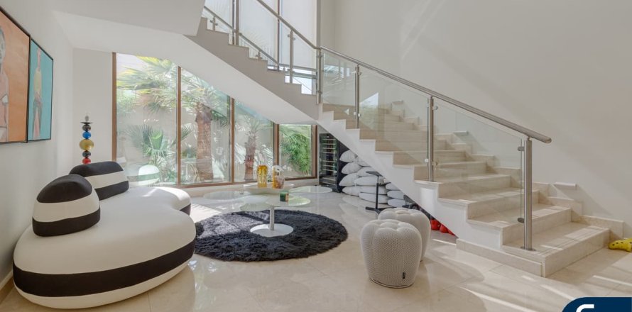 Вилла в Millennium Estates, Meydan, Дубай, 5 спален, 697м², № 88582