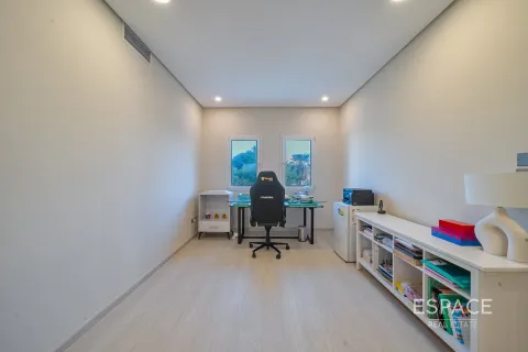 Villa in Meadows, Dubai 6 bedrooms, 457 sq.m. № 61549 - photo 15