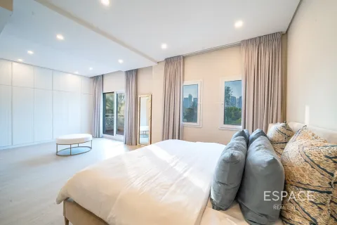 Villa in Meadows, Dubai 6 bedrooms, 457 sq.m. № 61549 - photo 10