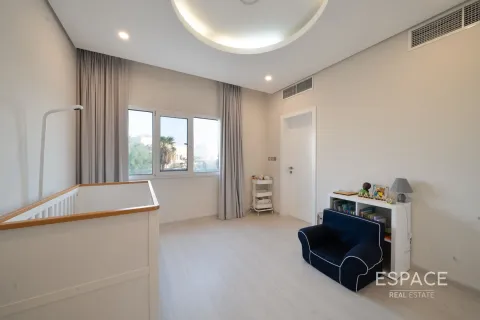 Villa in Meadows, Dubai 6 bedrooms, 457 sq.m. № 61549 - photo 16