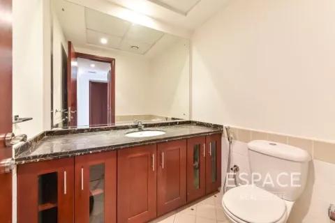 Купить виллу в Арабиан Ранчес, Дубай: 3 спальни, 206м², № 61544 - фото 16