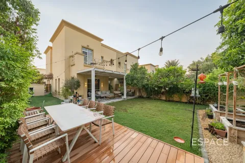 Villa in The Springs, Dubai 3 bedrooms, 209 sq.m. № 61543 - photo 19