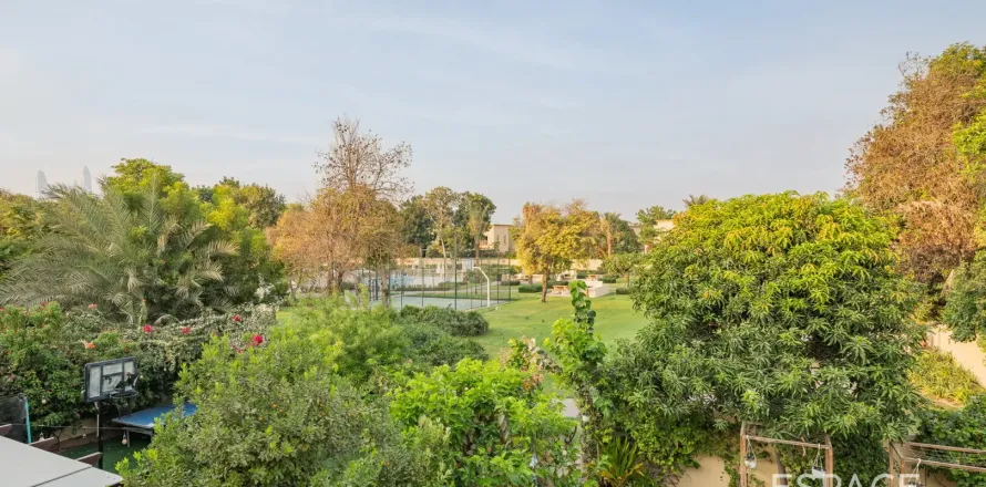 Villa in The Springs, Dubai 3 bedrooms, 209 sq.m. № 61543