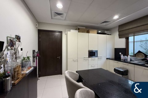 Villa in Meydan, Dubai 5 bedrooms, 701 sq.m. № 74681 - photo 11