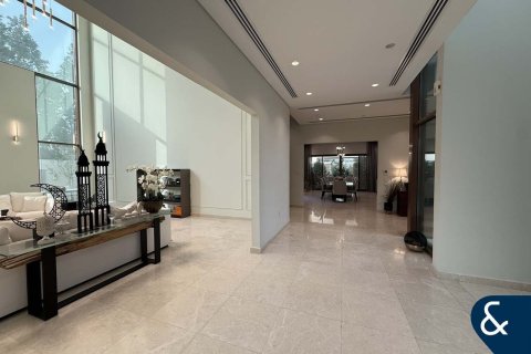 Villa in Meydan, Dubai 5 bedrooms, 701 sq.m. № 74681 - photo 12