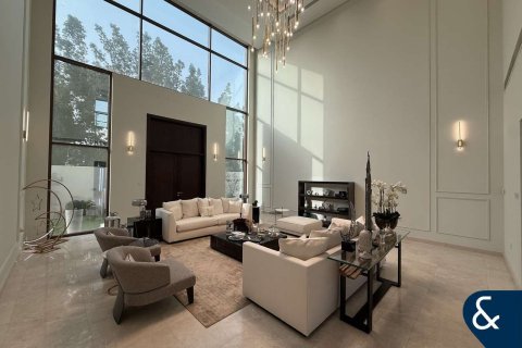 Villa in Meydan, Dubai 5 bedrooms, 701 sq.m. № 74681 - photo 2