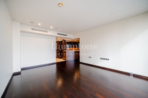 Apartamento en Burj Khalifa, Dubai, 1 dormitorio, 101.81982994 m², № 64615 - foto 5