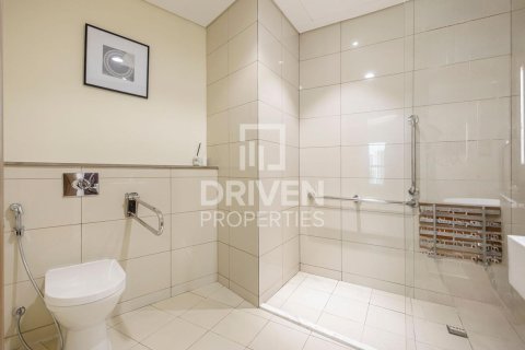 Appartement à DAMAC Towers by Paramount, Business Bay, Dubai, 2 chambres, 141 m², № 18892 - photo 12