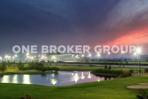 Terreno en Nad Al Sheba Gardens, Dubai, 930.2 m², № 334 - foto 7