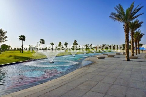 Terreno en Nad Al Sheba Gardens, Dubai, 930.2 m², № 334 - foto 8