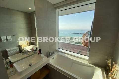Купить квартиру в 1 JBR, Дубай: 3 спальни, 241.4м², № 335 - фото 12