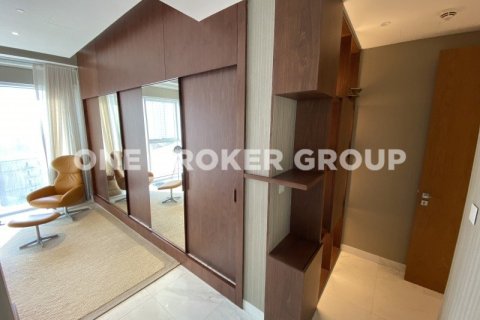 Купить квартиру в 1 JBR, Дубай: 3 спальни, 241.4м², № 335 - фото 7