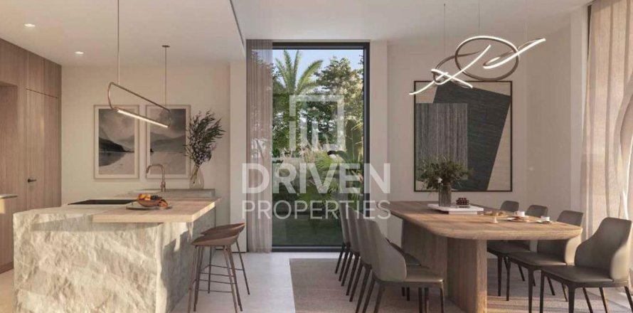 Вилла в Dubai Land, Дубай, 4 спальни, 288м², № 20175