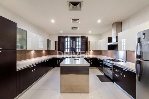 Купить виллу в Аль-Джафилие, Дубай: 5 спален, 984м², № 20174 - фото 19