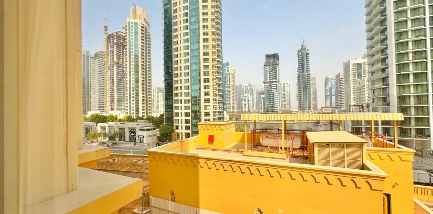 Квартира в Джумейра Бич Резиденс, Дубай, 3 спальни, 129.7м², № 49789