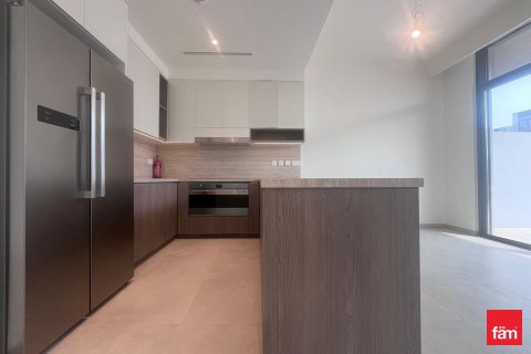 Villa à Dubai, 4 chambres, 299.7 m², № 41689 - photo 8