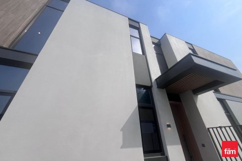 Villa à Dubai, 4 chambres, 299.7 m², № 41689 - photo 4