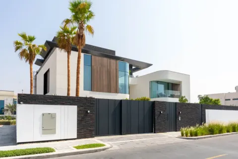 Villa en Palm Jumeirah, Dubai, 6 dormitorios, 1171.41 m², № 133855 - foto 2