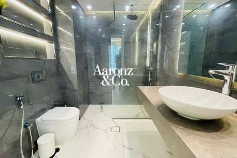 Снять в аренду квартиру в Дубай Марине, Дубай: 2 спальни, 117м², № 113073 - фото 6