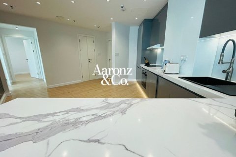 Снять в аренду квартиру в Дубай Марине, Дубай: 2 спальни, 117м², № 113073 - фото 10