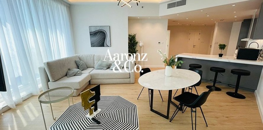 Квартира в Дубай Марине, Дубай, 2 спальни, 117м², № 113073