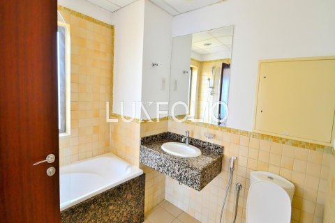 Apartamento en Shams, Jumeirah Beach Residence, Dubai, 2 dormitorios, 123 m², № 46134 - foto 10