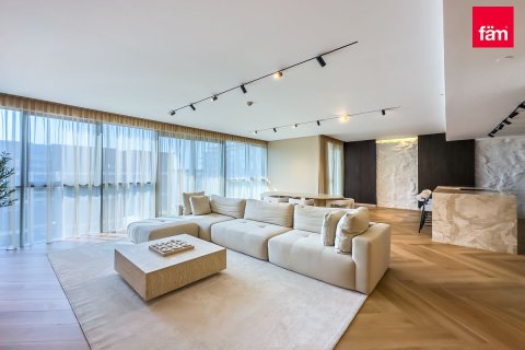 Apartment in Al Wasl, Dubai 3 bedrooms, 225.8 sq.m. № 64103 - photo 6